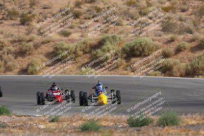media/Jun-01-2025-CalClub SCCA (Sun) [[eae223c5dd]]/Group 3/Qualifying/